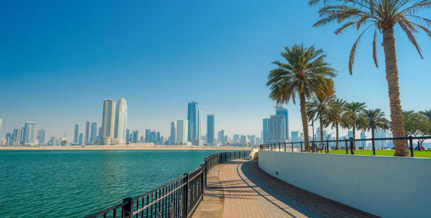 Al-Mamzar-Beach-skyline