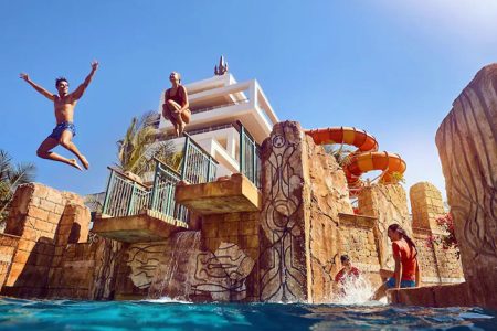 Visit the Dubai Aqua Waterpark