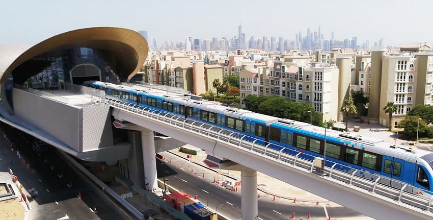 Driverless trains with Air-conditioned Stations dubai