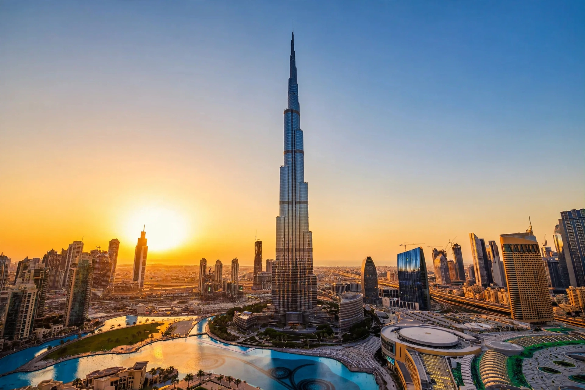 Dubai skyline with Burj Khalifa at golden sunset — best time to visit Dubai