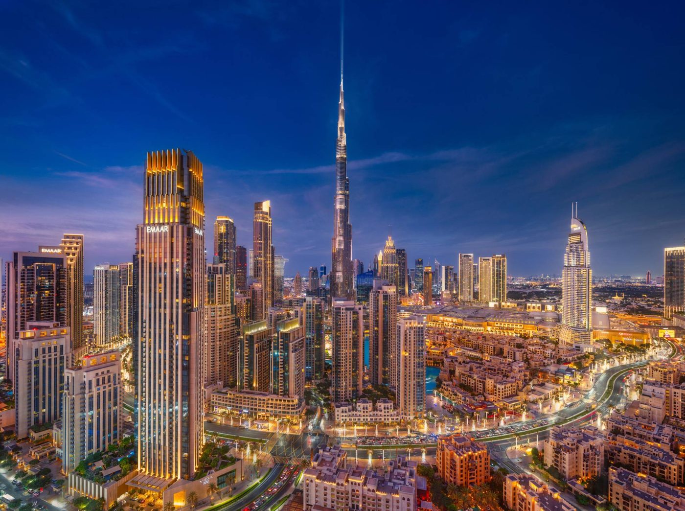 Burj Khalifa rising above the Downtown Dubai skyline on a clear day