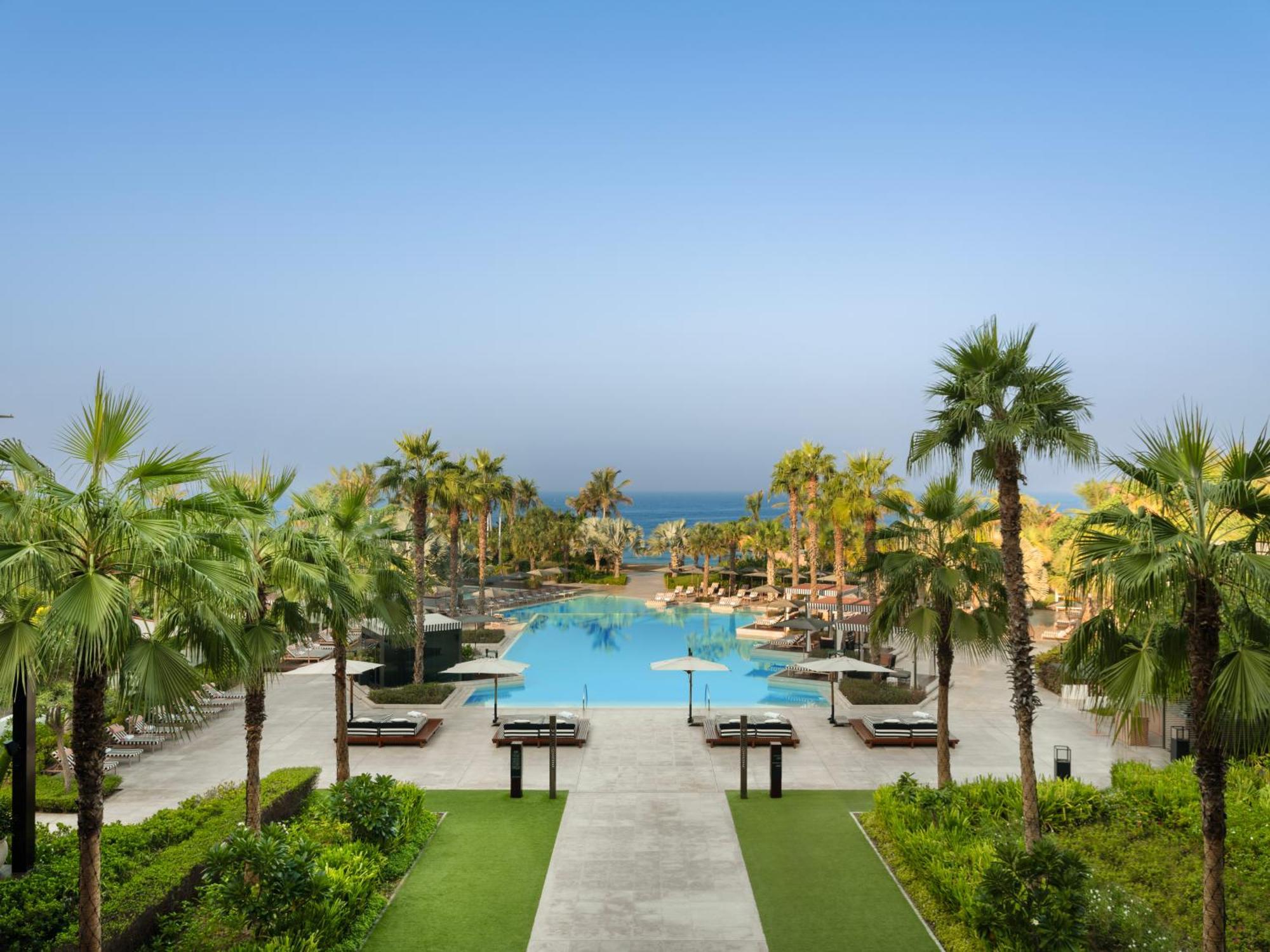 Banyan Tree Dubai beachfront pool and low resort buildings on Bluewaters Island