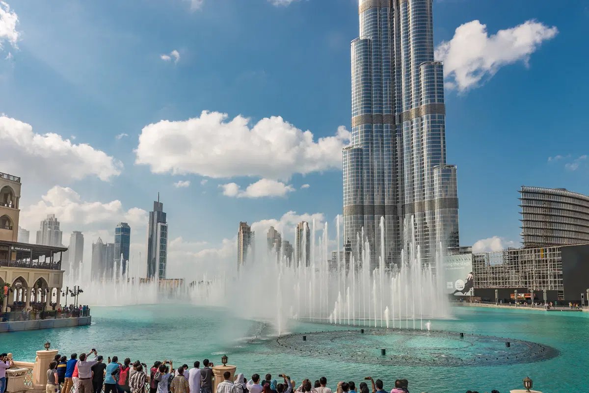 Dubai Fountain and Burj Khalifa seen from the promenade