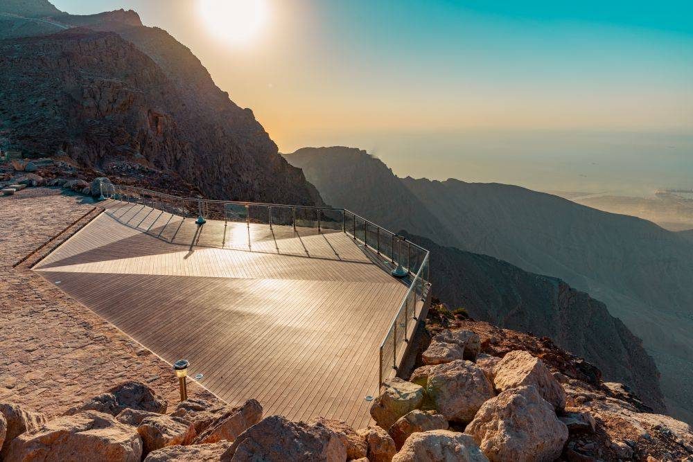Viewing platforms and shaded seating at the Jebel Jais Viewing Deck Park overlooking the valleys